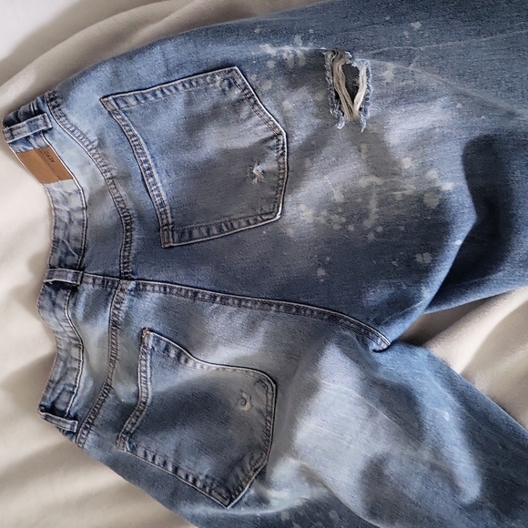 Jeans - Picture 4 of 4